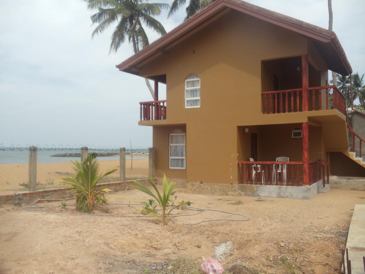 Sea Bay Resort Wennappuwa Exterior foto